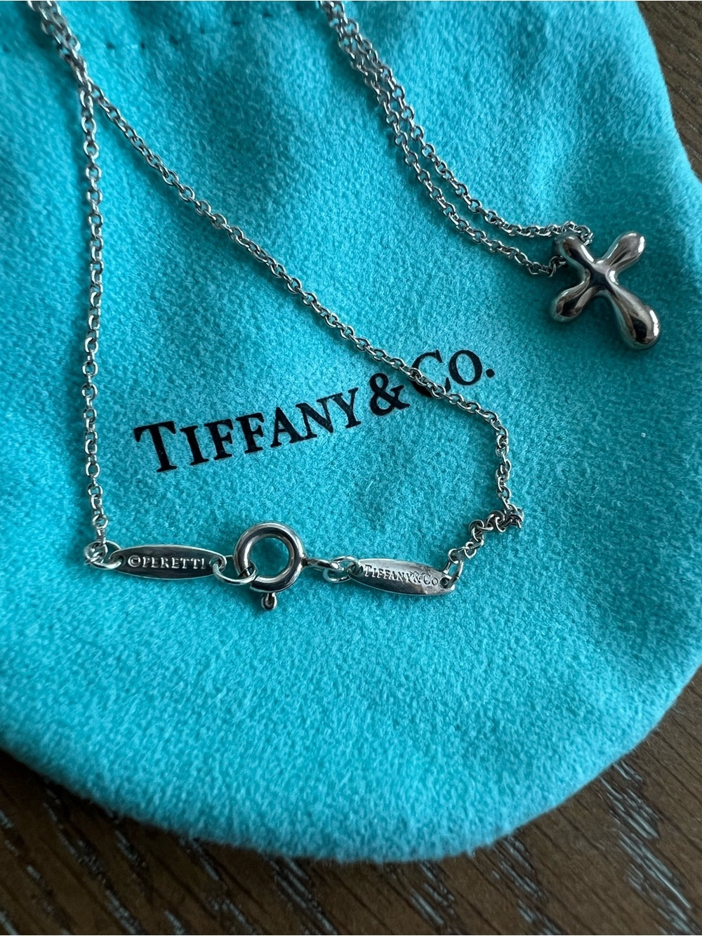 Tiffany & Co. Sterling Silver Elsa Pieretti Cross Pendant w Signature Blue Pouch